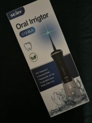 Elektryczny irygator do jamy ustnej 