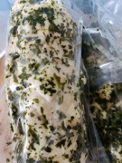 Gołka gałka ser serek z Podhala biała niewędzona 220g w ziołach 