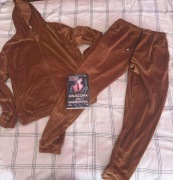 Dresy złote brązowe welurowe biust 120