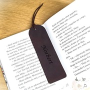 Zakładka do książki z grawerem skórzana personalizowana z dedykacją