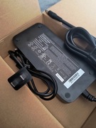 ładowarka do akumulatorów litowo-jonowych Superstrata