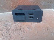 GNIAZDO port USB AUX Mazda CX-5 KD D09H-669U0