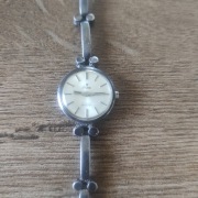 Damski zegarek vintage Stowa srebrny 835