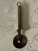 Nóż do pizzy radełko stal nierdzewna krojnik radełko kuchenny solidny