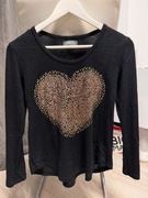 Czarna bluzka/ sweterek z aplikacją serce - Apricot - rozm. XS