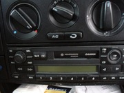 Volkswagen Passat B5 - radioodtwarzacz