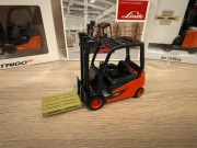 Model wózek widłowy Linde E30