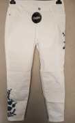 Buffalo białe spodnie/ jeansy rozm 40 z haftem