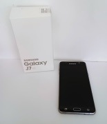 SMARTFON SAMSUNG Galaxy J7 2016 czarny 2GB/16GB ładowarka słuchawki