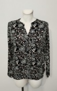Piękna bluzka damska 42 XL czarna w kwiaty wiskoza bardzo dobry stan
