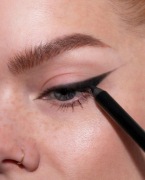 Lh Cosmetics Crayon Kredka W Sztyfcie Black
