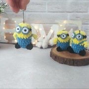 Pluszowy minionek brelok 