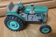 Zetor traktor metalowy 