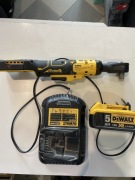 Klucz grzechotka akumulatorowy DeWalt DCF 512