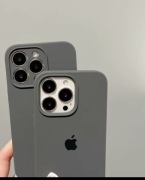 etui na iPhone 11 Pro