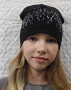 Elegancka czapka w modnych kolorach Skład 95% bawełna, 5% elastan Mamy hurt