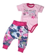 Komplet niemowlęcy Body + Spodenki 74