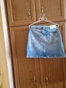 Sprzedam spódniczkę dżinsową 