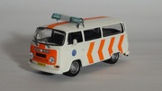 Volkwagen VW T 2  skala 1:43 (71)