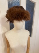 Czapka futrzana z naturalnego lisa rudo-brązowa vintage retro