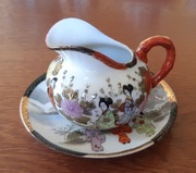 Mlecznik dzbanuszek do mleka japońska porcelana trzy gejsze