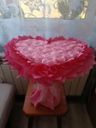 Bukiet róż w kształcie serca 