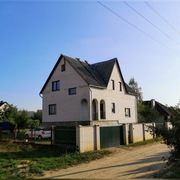 Dom w zaciszu Brześcia (Białoruś). 10km granica PL