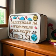 Drewniana Grawerowana Skarbonka Wykreślanka z Celem Oszczędzania