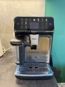 Ekspres do kawy Philips LatteGo (seria 5500), jak nowy!