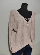 Damski sweter w serek firmy Only używany rozmiar 38 oversize