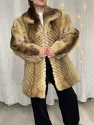 Futro naturalne z jenota – bardzo dobry stan