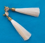 Kolczyki Sztyfty z  chwostem frędzle Ecru