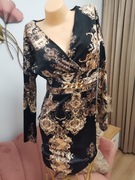 Sukienka elegancka welurowa 38