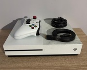 Konsola Xbox One S 1TB + pad + okablowanie
