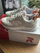 Nowe skórzane buty Rieker rozmiar 38