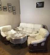 Komplet wypoczynkowy z jasnej skóry + gratis