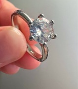 Pierścionek srebrny klasyczny