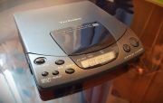 Discman Technics SL-XP300 odtwarzacz płyt cd - Made in Japan