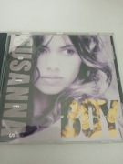 Susanna Hoffs.          