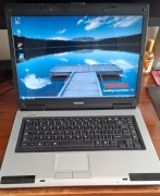Toshiba Satellite L40 RETRO | Core 2 Duo T5750 | 3GB | SSD | Vista