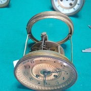 Działający mechanizm do zegara Francuskiego śr.mon.ok.10,7 cm