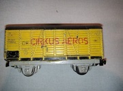 Dwuosiowy wagon kryty na drobnicę żółty H0 Okazja!