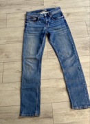 Jeansy Zara rozmiar 31 pomiędzy nogawkami, wada została skorygowana