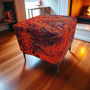 Pufa lawa czarne metalowe nogi 