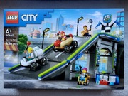 Lego 60460 Bez granic- Tor z rampami dla wyścigówek. 