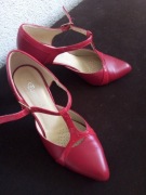 Buty szpilki skórzane 38