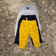 Spodnie dresowe chłopięce 4 sztuki r. 74