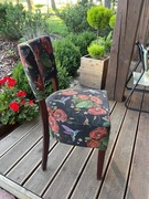 Krzesła tapicerowane Maki