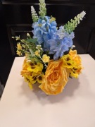 Stroik/ wiązanka na cmentarz,  wiosenna obciążona