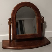 Lustro stołowe w drewnianej oprawie stojące